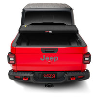 Extang 2020 Jeep Gladiator (JT) (w/Rail System) Solid Fold 2.0