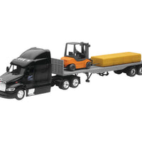 New Ray Toys Peterbilt 387 Flatbed w/Forklift and Hay Bale/ Scale - 1:32